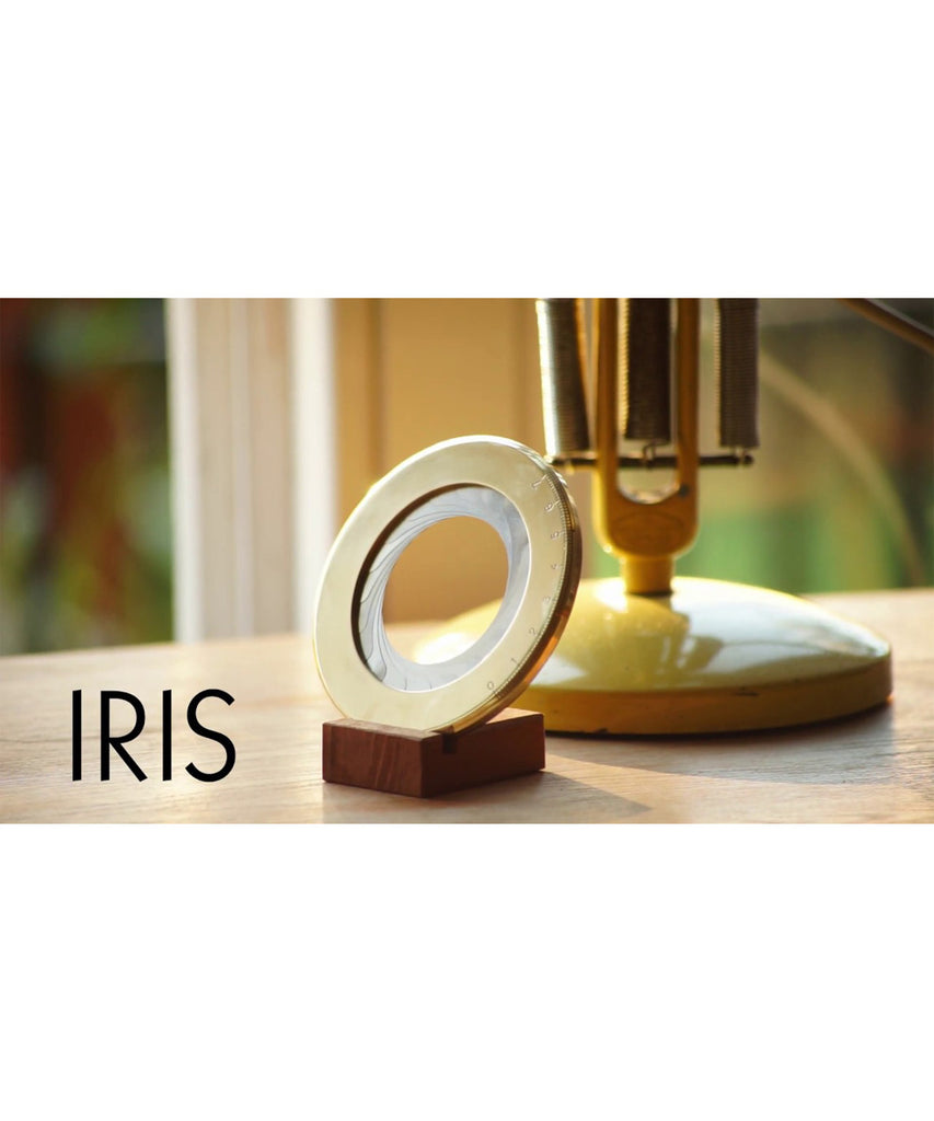 Elegant Iris drawing tool runs rings around other compasses
